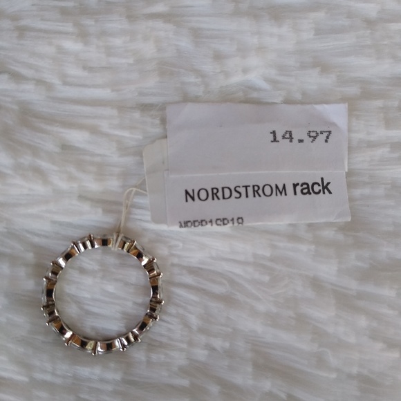 ring - Picture 4 of 4